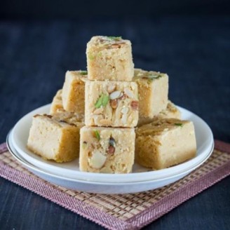 Soan Papdi Traditional Delivery Jaipur, Rajasthan